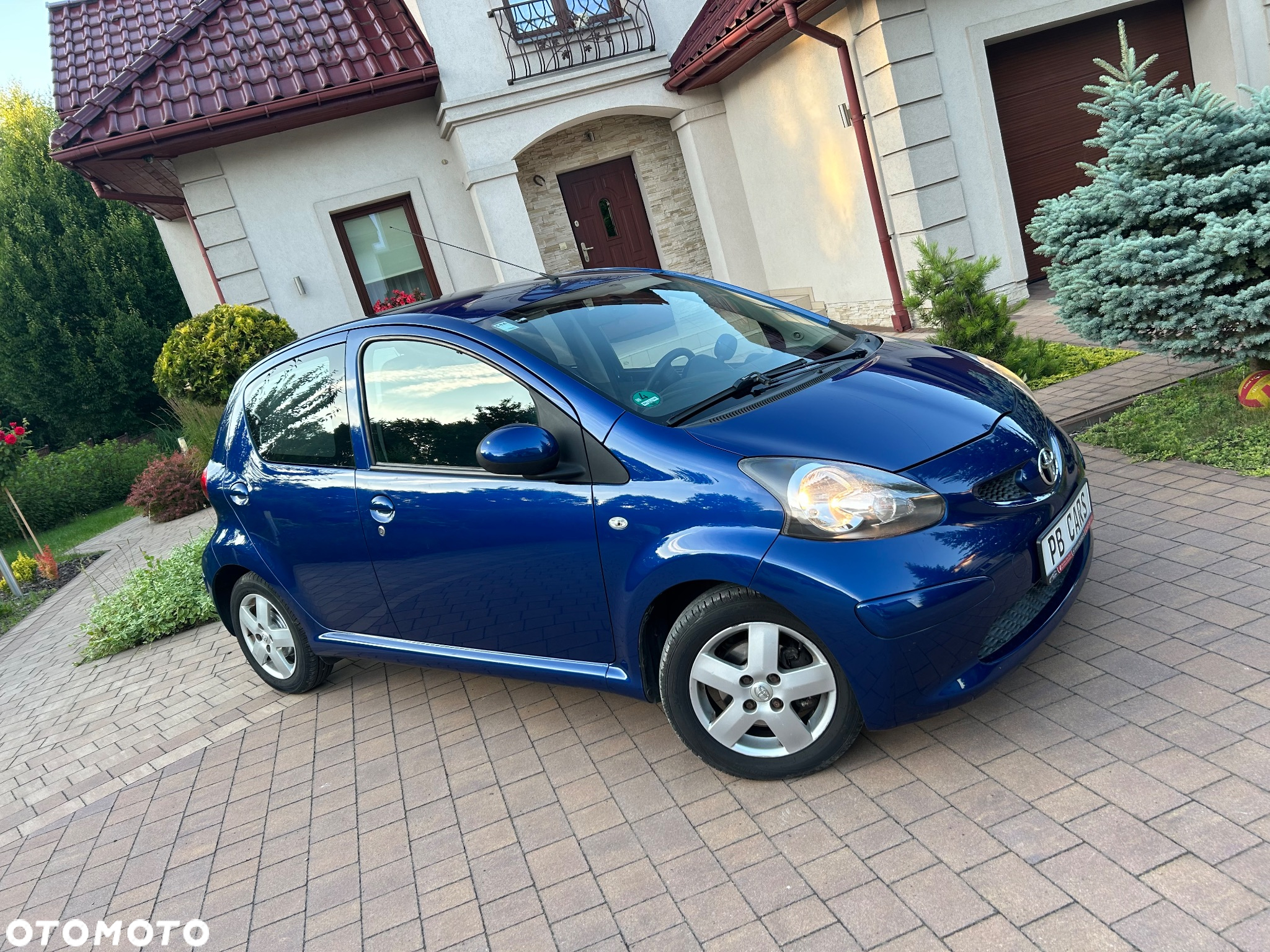Toyota Aygo Blue - 3