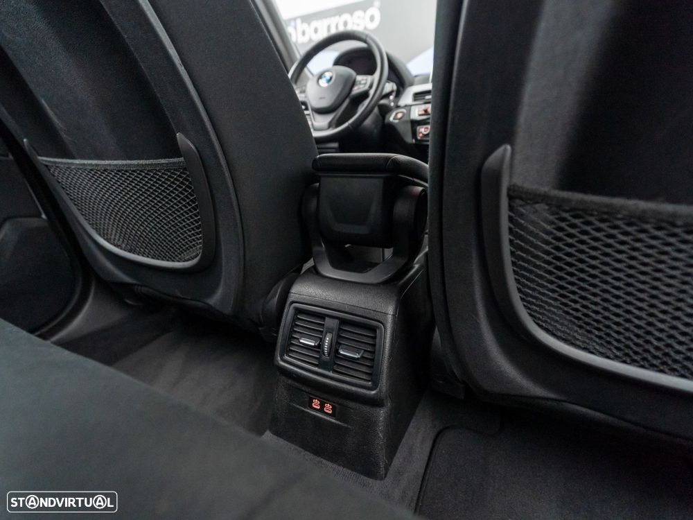 BMW X1 25 e xDrive - 39