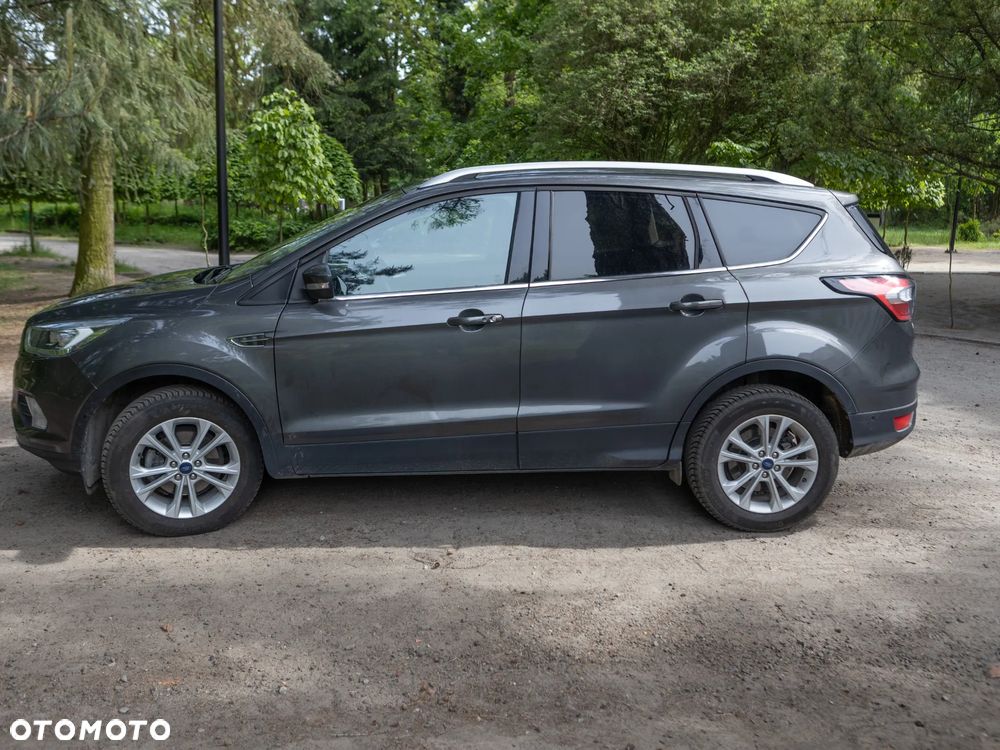 Ford Kuga - 5