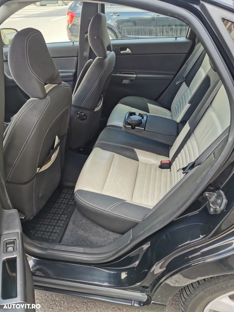 Volvo S40 D2 Rdesign Edition - 5