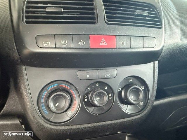 Opel Combo 1.6 CDTi L2H1 S/S Easytronic - 10