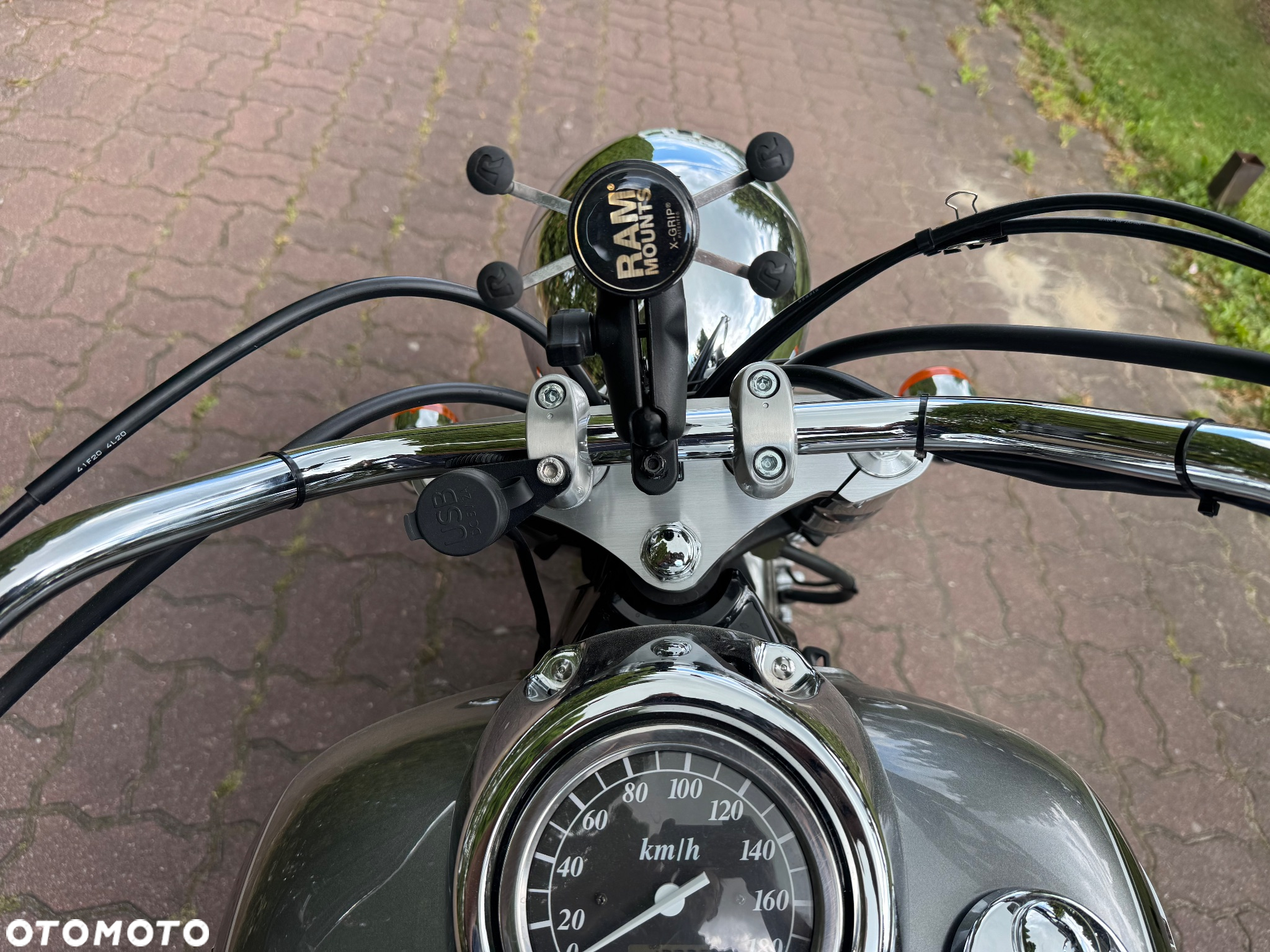 Suzuki VL 800 Volusia - Boulevard C50 - 21