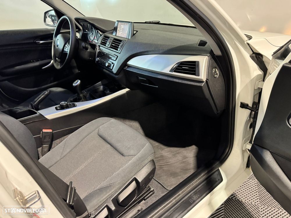 BMW 116 d EDynamics Line Sport - 48