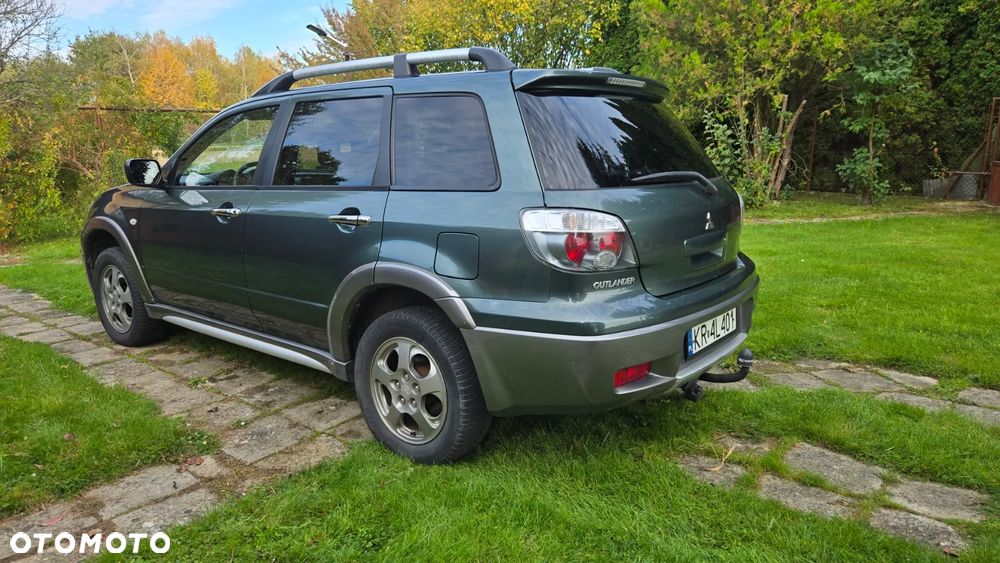 Mitsubishi Outlander 2006 photo 4