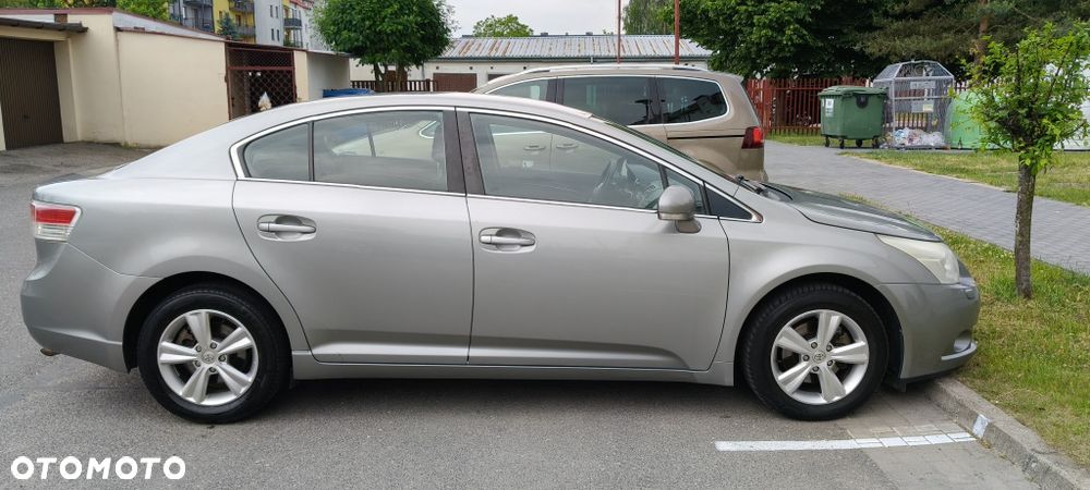 Toyota Avensis - 3