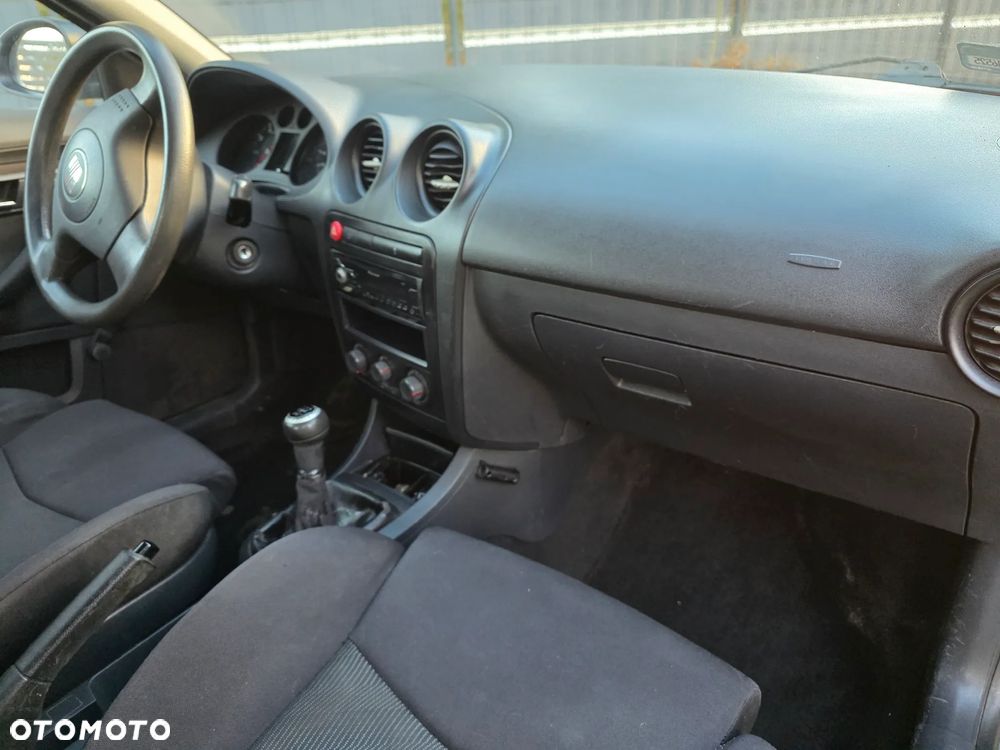 Seat Ibiza 1.4 16V Stylance - 9