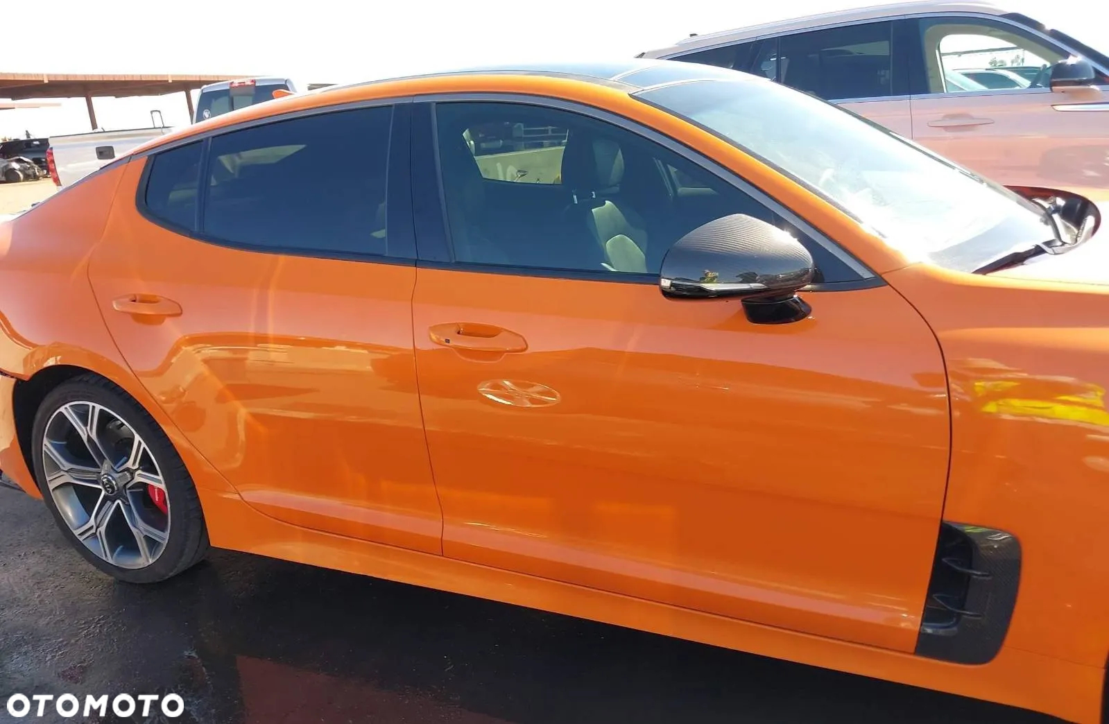 Kia Stinger - 8