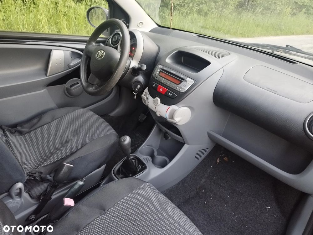 Toyota Aygo City - 9