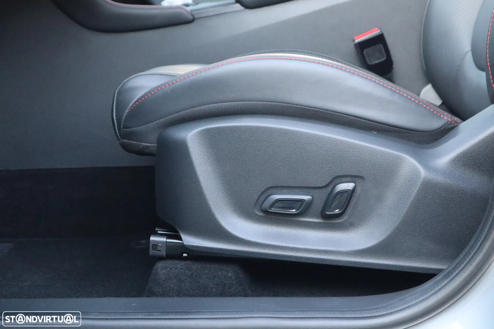 MG ZS EV 72.6 kWh Luxury - 22
