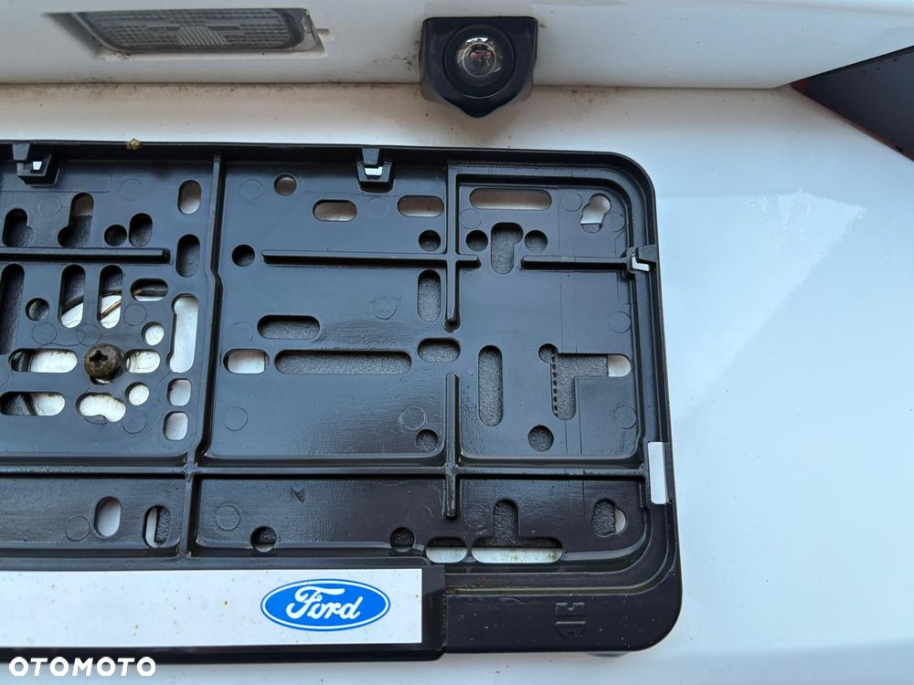 Ford Grand C-MAX 2.0 TDCi Titanium - 22