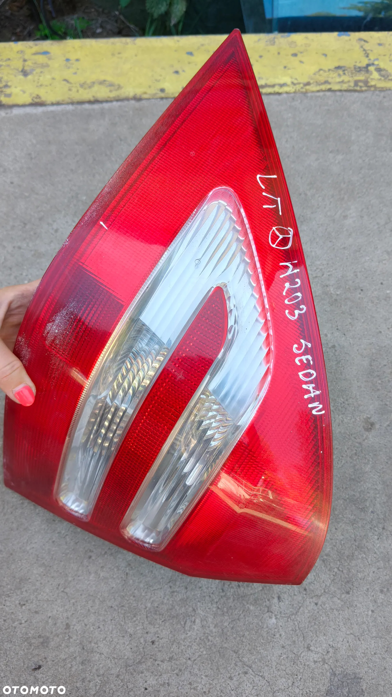 Lampa Mercedes w203 sedan lewy prawy tył - 6