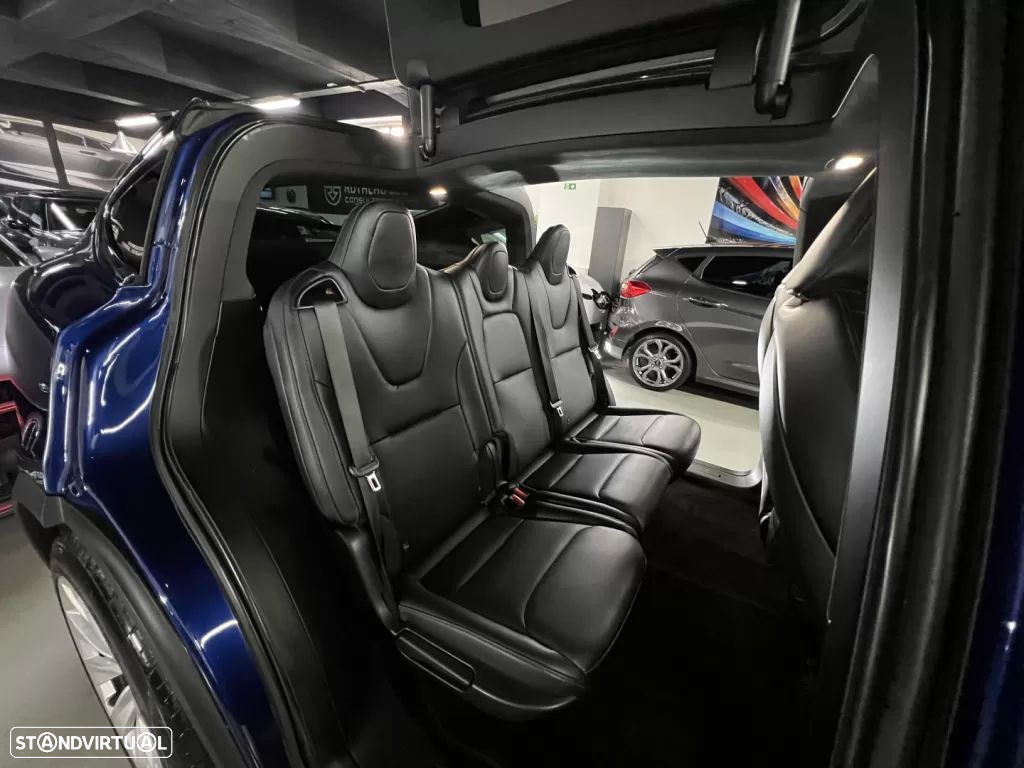 Tesla Model X 100 kWh Long Range AWD - 7