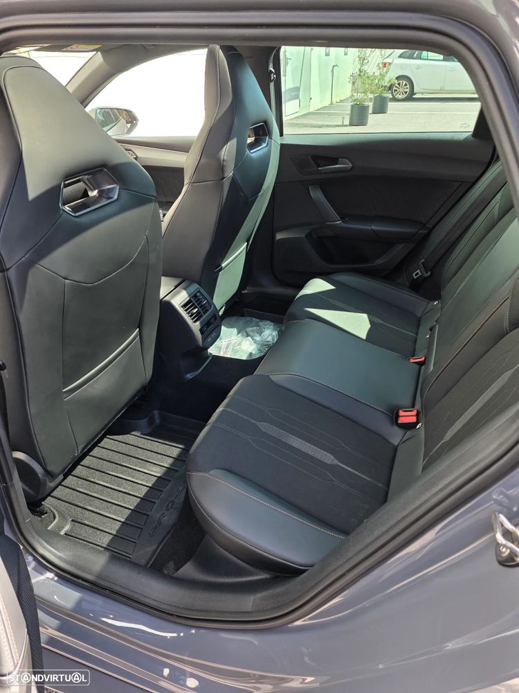 Cupra Leon 1.4 e-Hybrid VZ DSG - 8