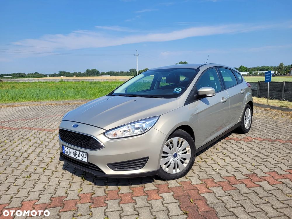 Ford Focus 1.0 EcoBoost Gold X (Trend) - 37