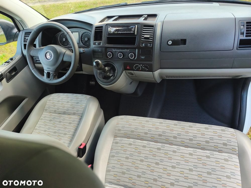 Volkswagen Transporter - 32
