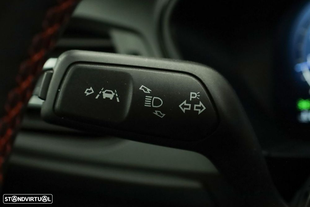 Ford Focus 1.0 EcoBoost MHEV ST-Line - 17