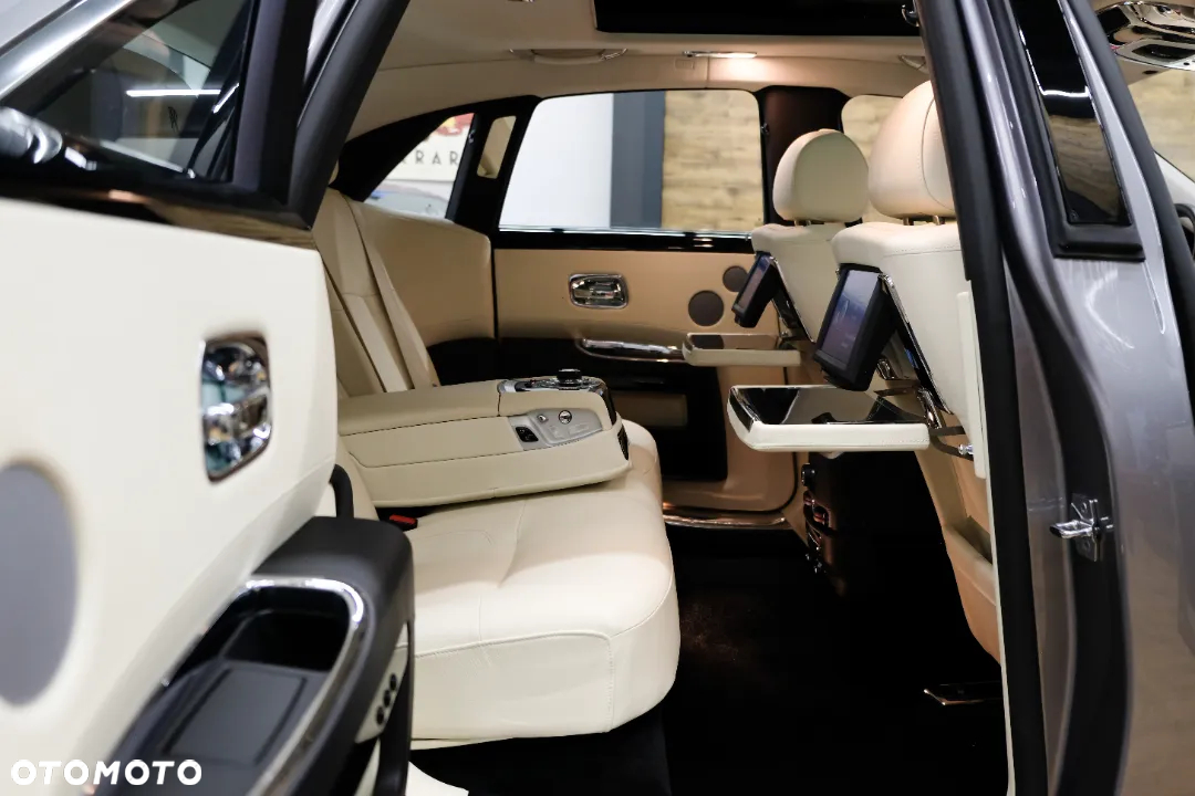 Rolls-Royce Ghost - 14
