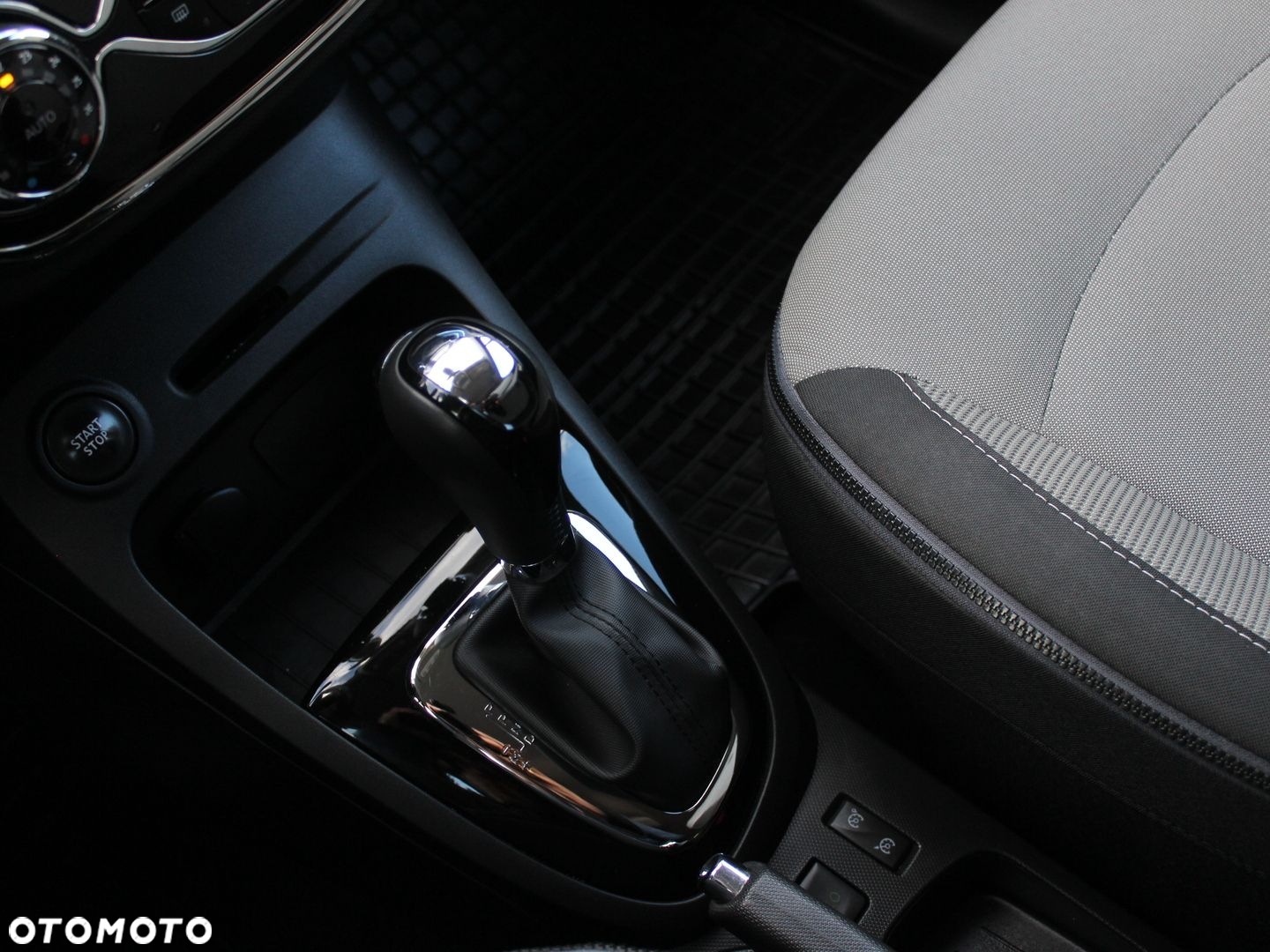 Renault Captur - 8