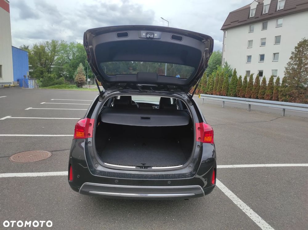 Toyota Auris 1.8 Travel - 7