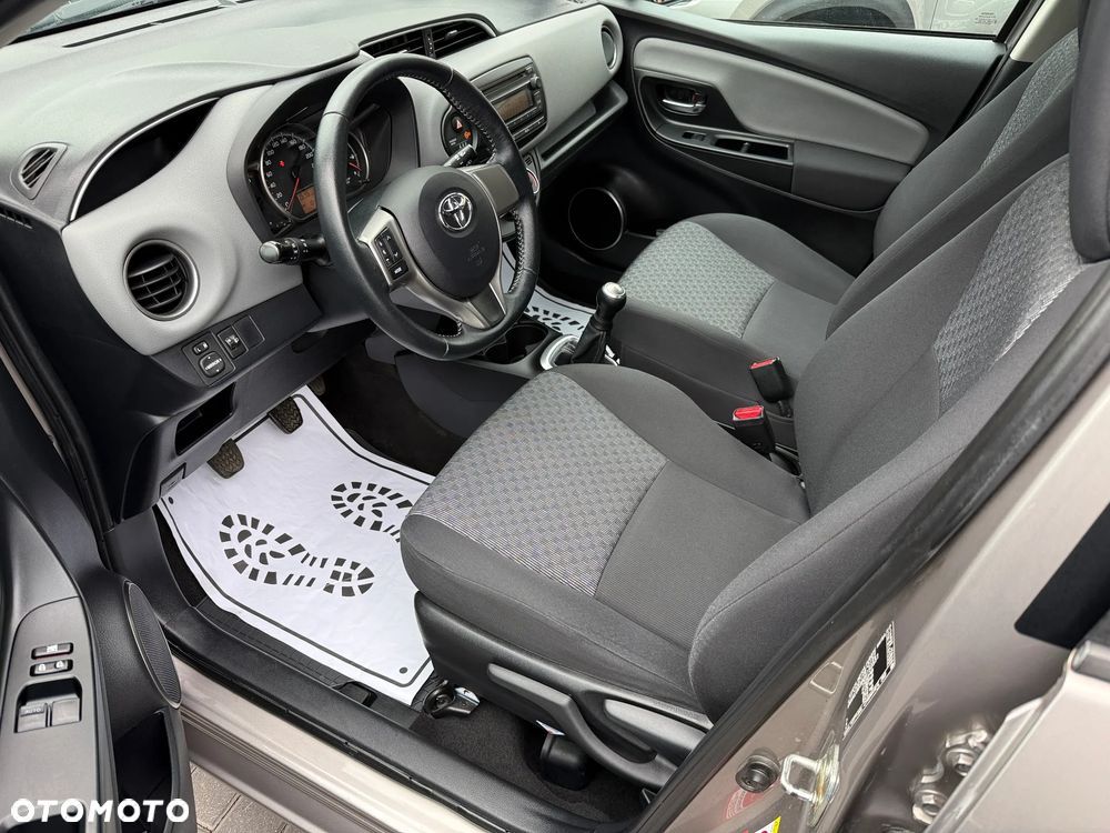 Toyota Yaris 1.0 Active EU6 - 8