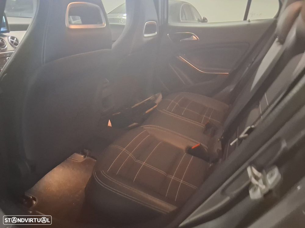Mercedes-Benz GLA 180 CDI Urban Aut. - 10