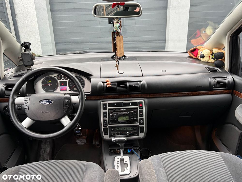 Ford Galaxy TDI Ghia - 27