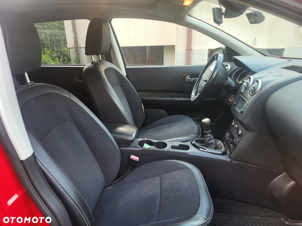 Nissan Qashqai+2 - 12