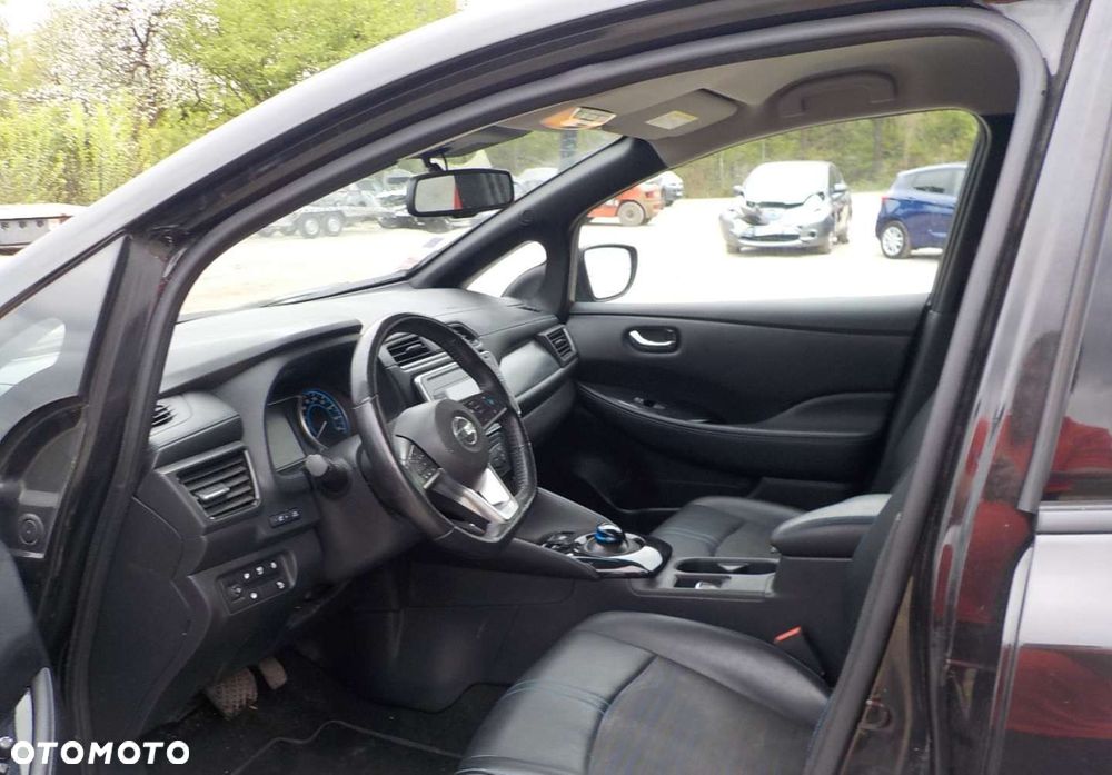 Nissan Leaf - 26