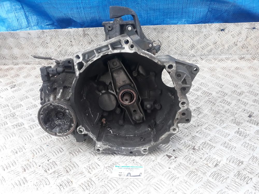 SKRZYNIA BIEGÓW VOLKSWAGEN GOLF IV 1,9 TDI  5-BIEGOWA  EBJ - UDZIELAM 30 DNI GWARANCJI ROZRUCHOWEJ ! - 2