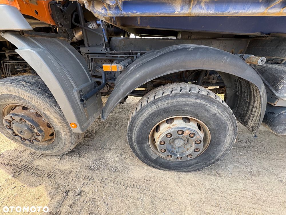 Mercedes-Benz Actros - 9