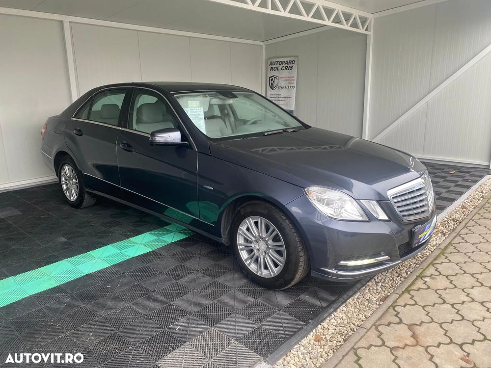 Mercedes-Benz E - 10