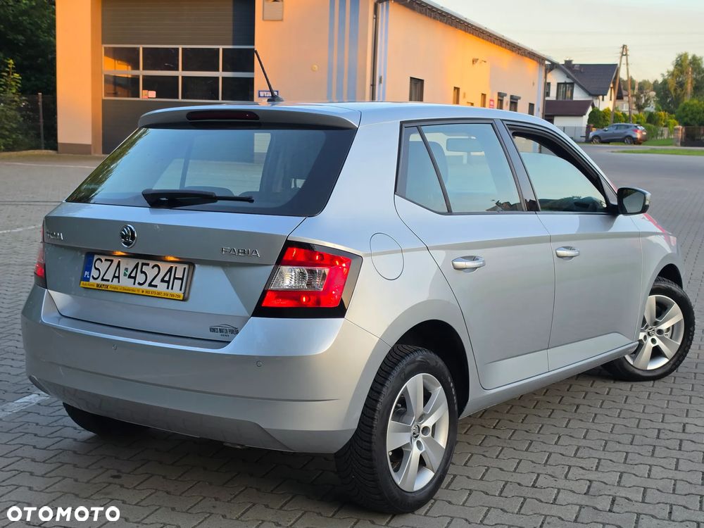 Skoda Fabia 1.2 TSI Edition - 4