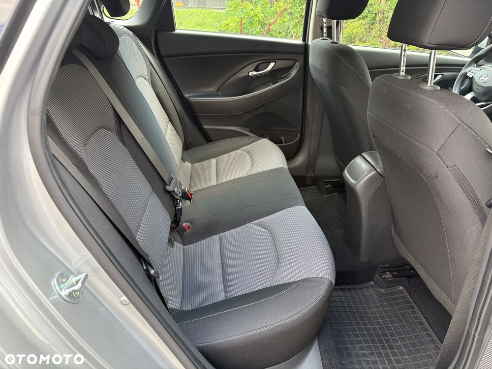 Hyundai i30 1.0 T-GDI Classic + DCT - 26