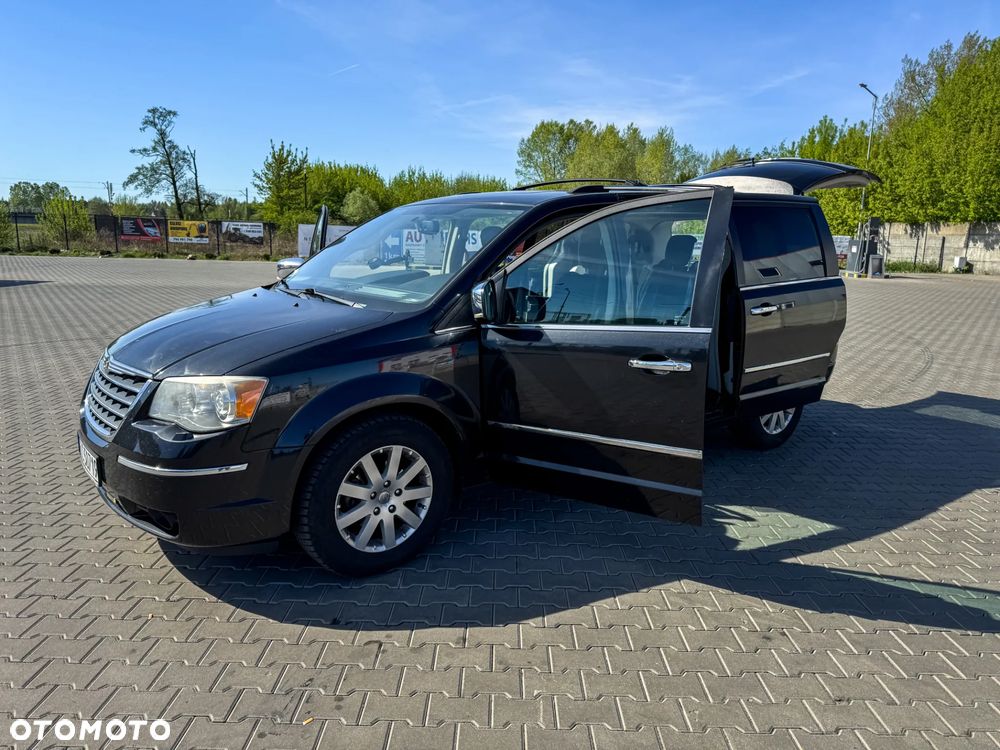 Chrysler Grand Voyager - 28
