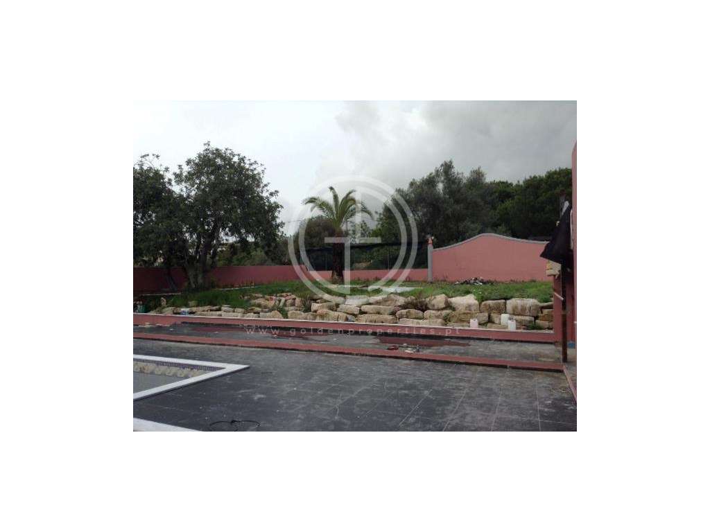 Prédio/Restaurante estrategicamente localizado na entrada de Almancil - Grande imagem: 3/20