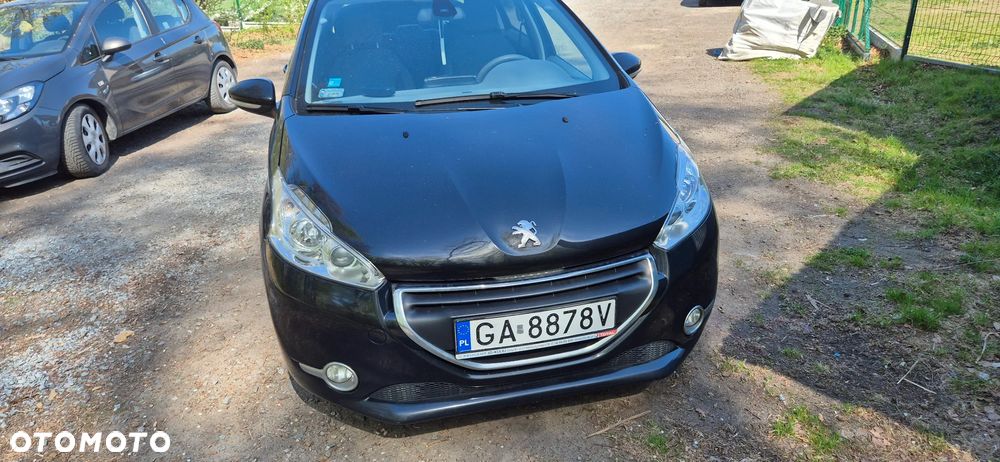 Peugeot 208 1.2 PureTech Allure - 1