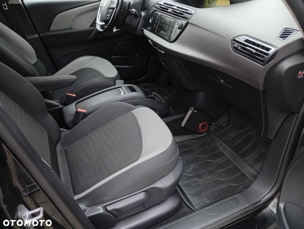 Citroën C4 Grand Picasso 1.6 BlueHDi Shine S&S EAT6 - 17