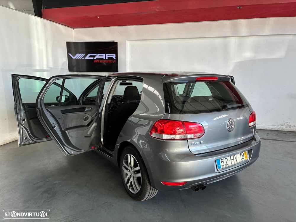 VW Golf 2.0 TDi Confortline - 7