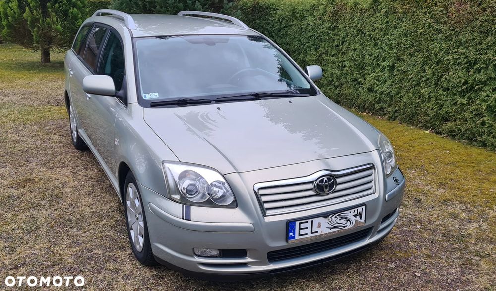 Toyota Avensis 1.8 VVT-i Executive - 11