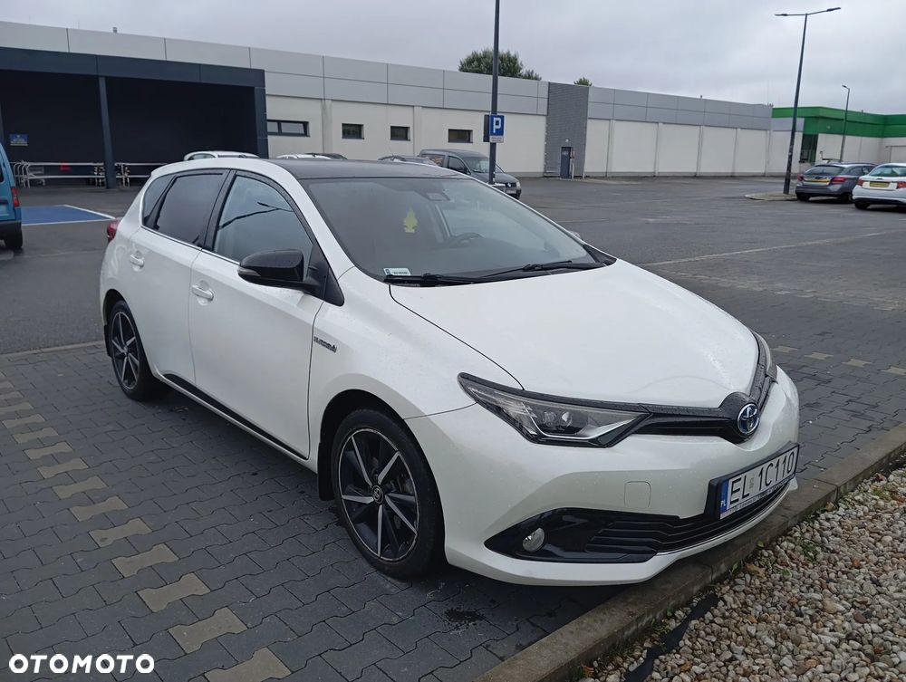 Toyota Auris Hybrid 135 Selection - 1