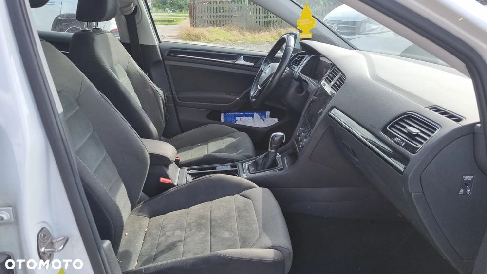 Volkswagen Golf 2.0 TDI (BlueMotion Technology) DSG Comfortline - 20