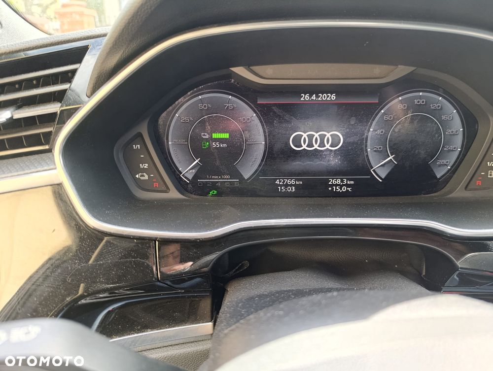 Audi Q3 Sportback 45 TFSIe S tronic S line - 32