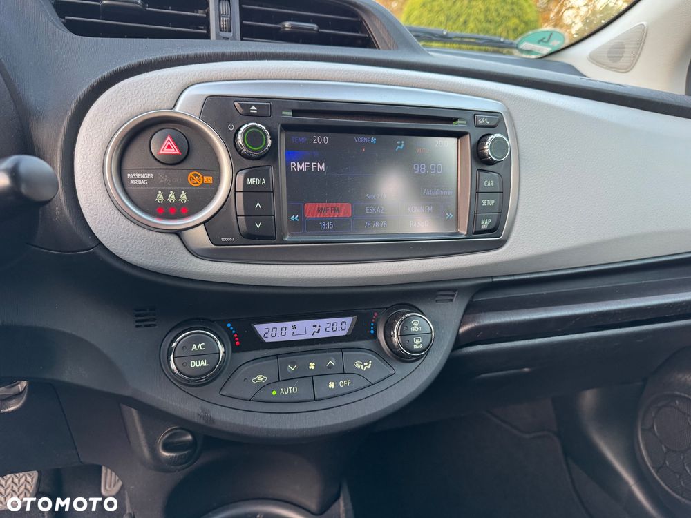 Toyota Yaris - 27