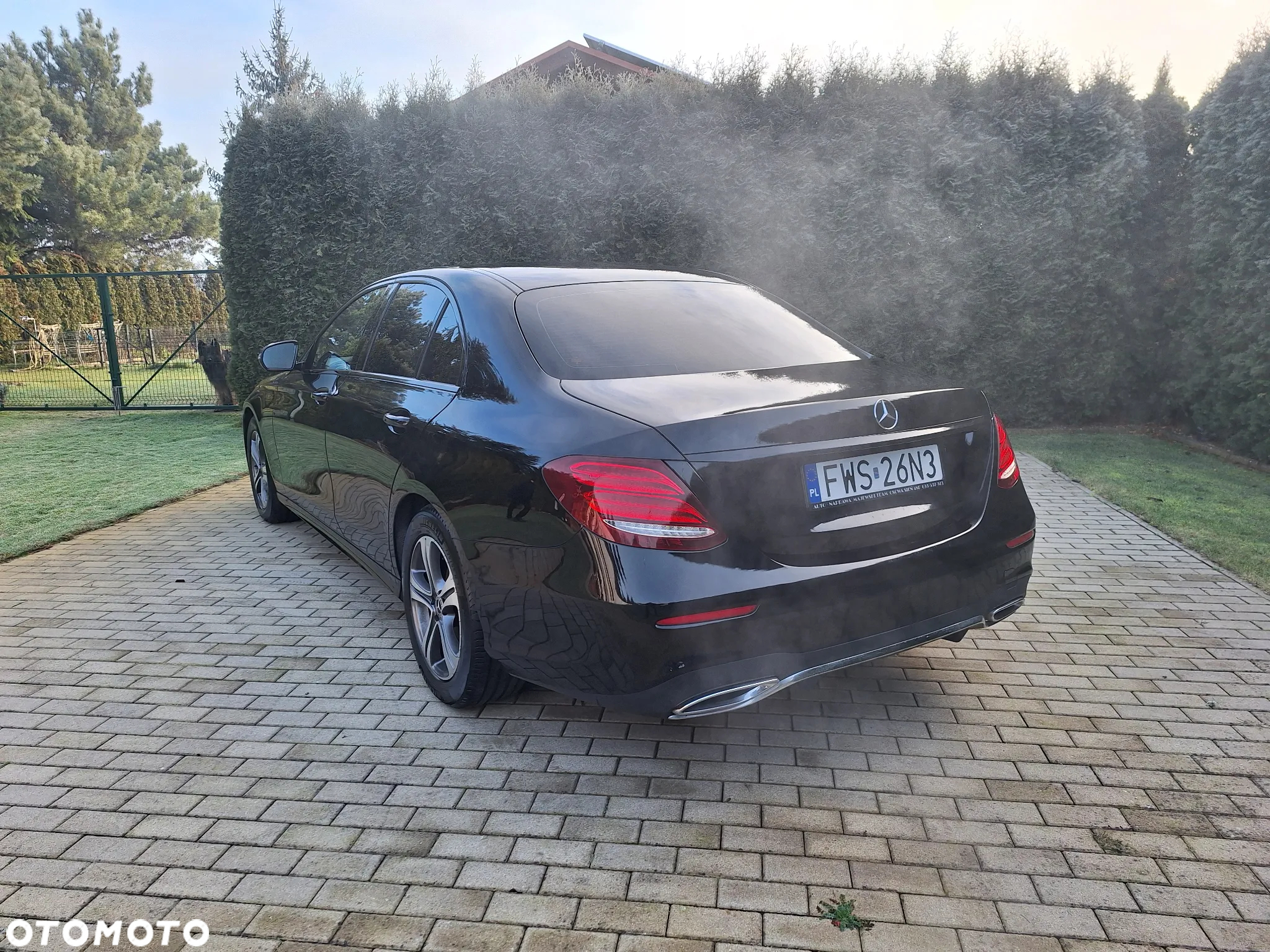 Mercedes-Benz Klasa E 220 d 9G-TRONIC - 3