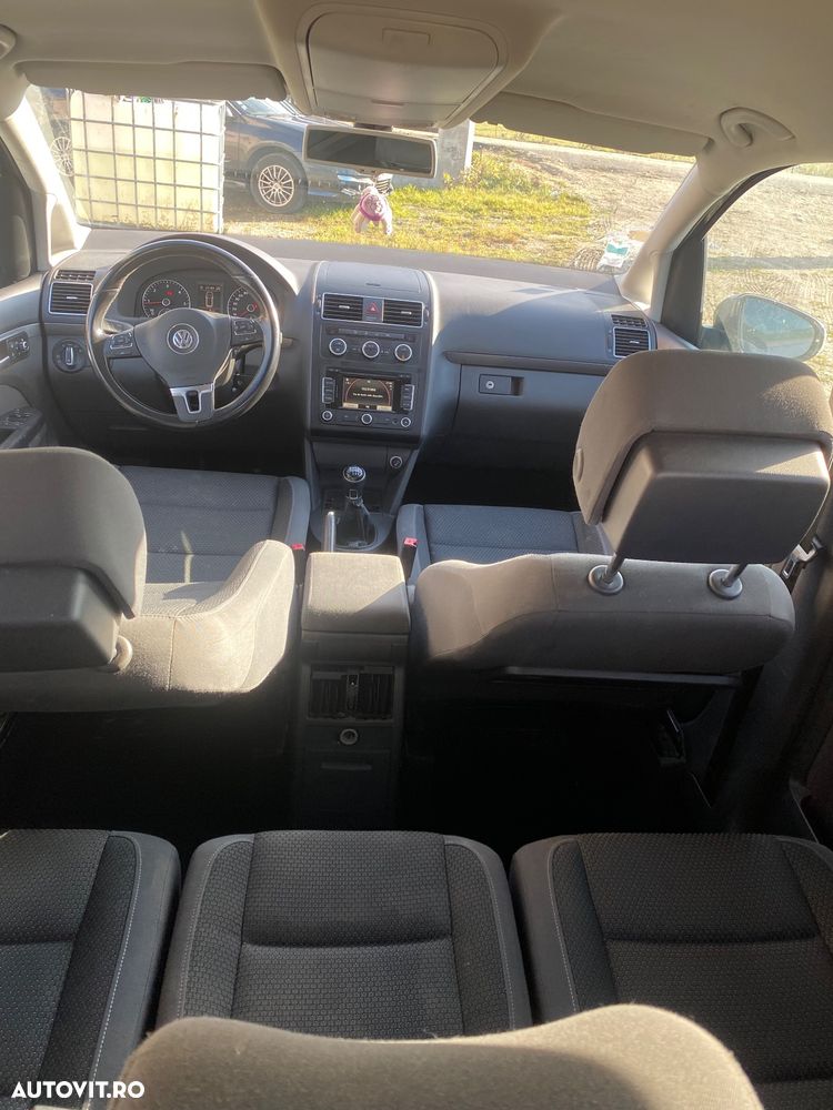Volkswagen Touran 1.6 TDI DPF BlueMotion Technology Comfortline - 4