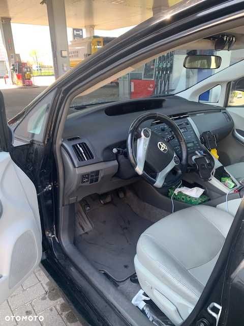 Toyota Prius - 2