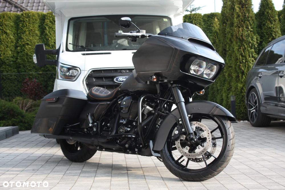 Harley-Davidson Touring Road Glide - 10