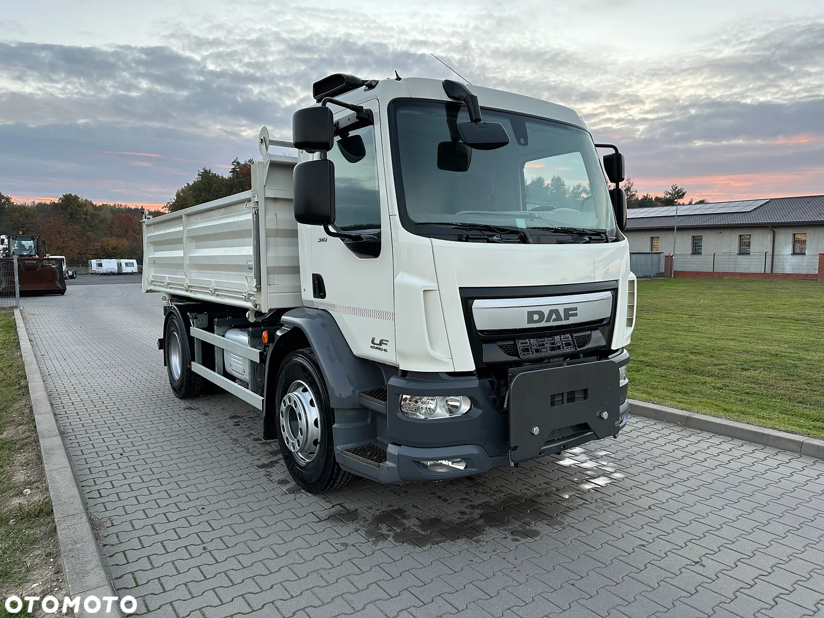 DAF LF 310 Euro 6 Manual Wywrotka Czołownica Pług Specjalny - 2