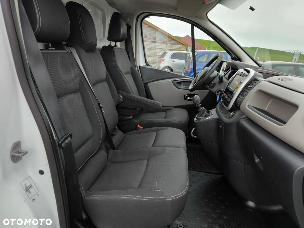 Renault Trafic - 9