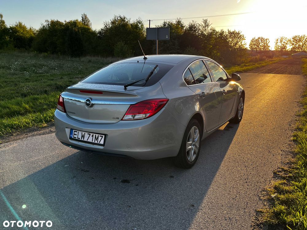 Opel Insignia 2012 photo 3